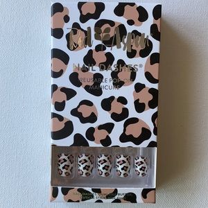 New Red Aspen Nail Dashes